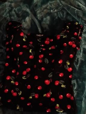 Collectif Cherry Top